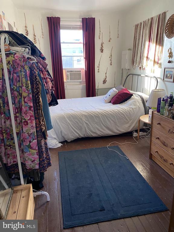 Building Photo - 931 S 12th St