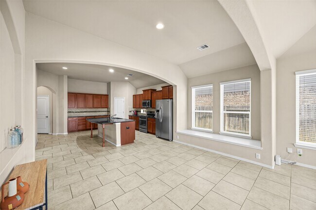 Building Photo - 5615 Glenfield Spring Ln