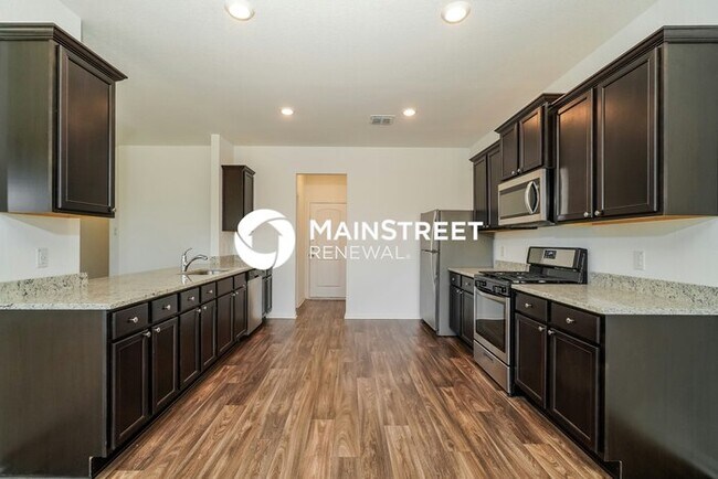 Building Photo - 4 Bedroom Pet-Friendly Home in New Braunfels, TX with Main Street Renewal