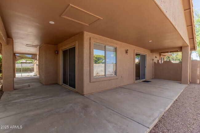 Building Photo - 17303 E Caliente Dr