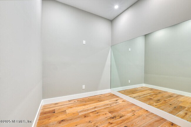 Building Photo - 2410 Beach Blvd