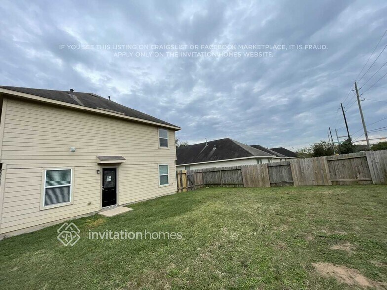 Building Photo - 5943 Brenwood Trails Ln