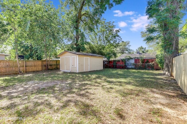 Building Photo - 5246 Sunderland Rd