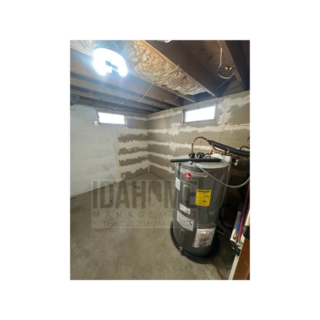 Building Photo - Charming single family home for rent close to Alameda Park!