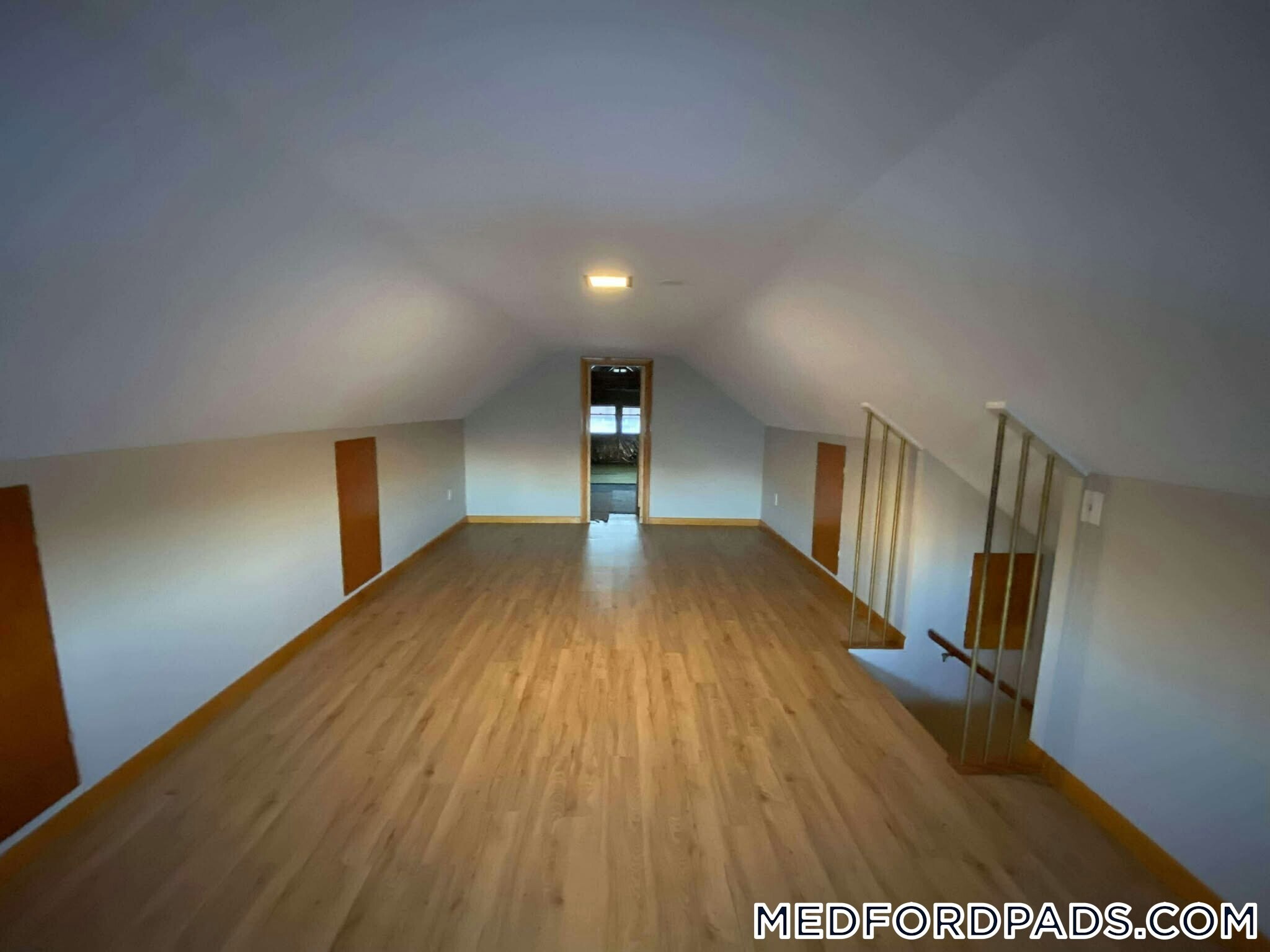 Building Photo - 60 Pinkert St