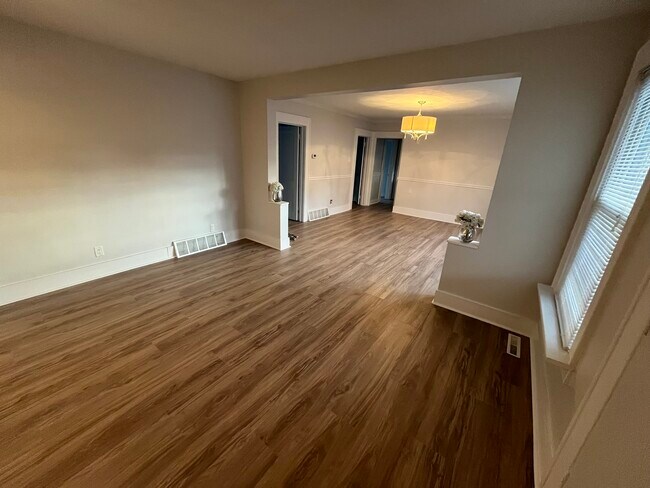 Main Living - 349 Mohawk Ave