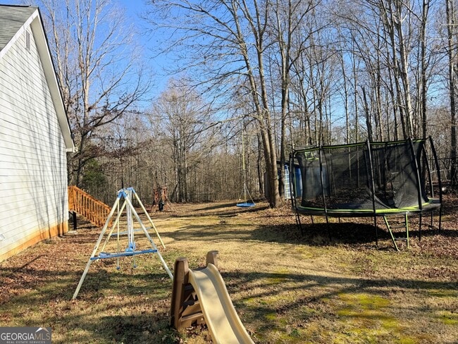 Building Photo - 141 Feldspar Dr