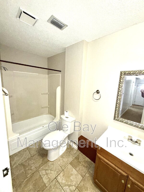 Building Photo - 9345 Spice Pond Rd Ext