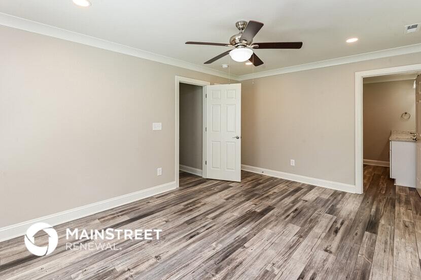 Building Photo - 848 Silver Fox Dr