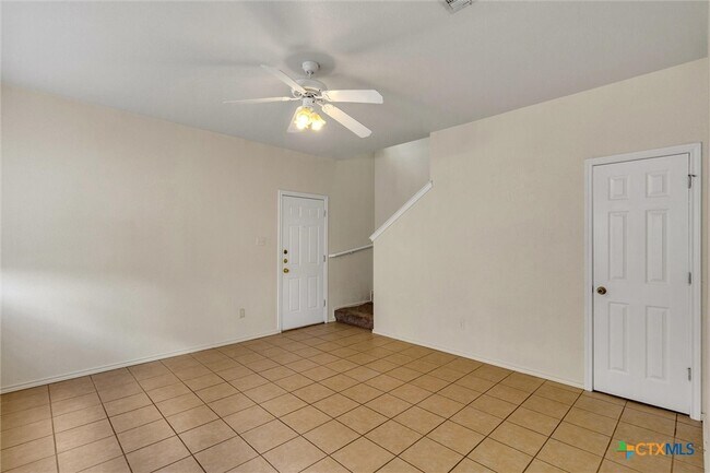 Building Photo - 885 Sagewood Trail