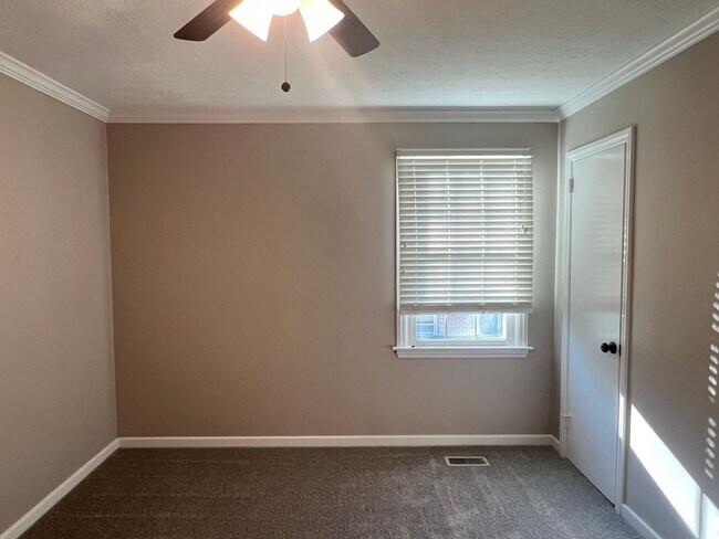 Building Photo - Seeing is Believing!!!