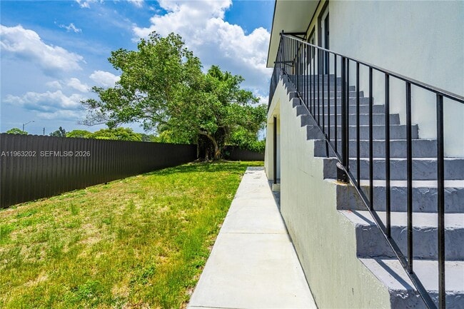 Building Photo - 21845 Goulds Ave