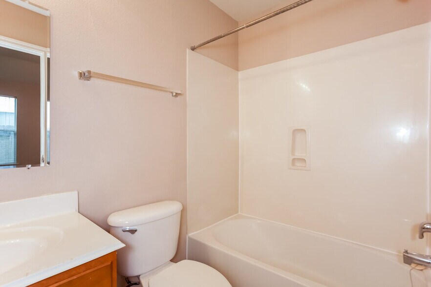 Building Photo - 4934 Canyon Blanco Dr