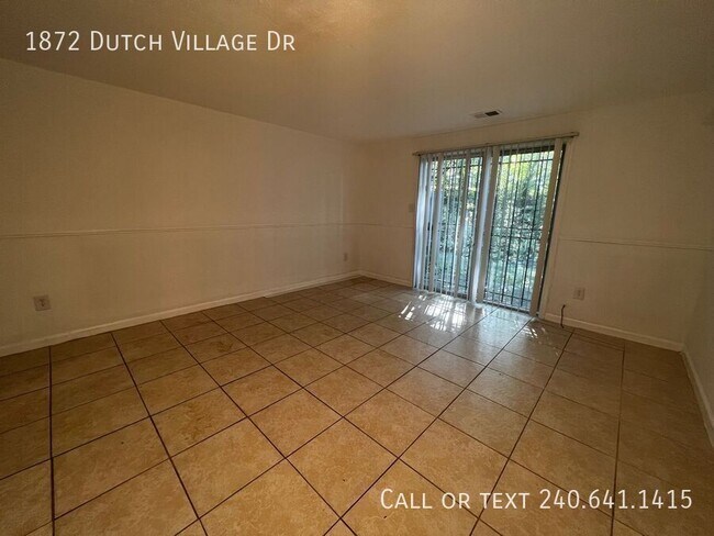 Building Photo - 1872 Dutch Village Dr