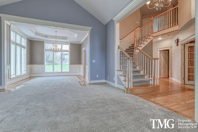 Building Photo - Stunning Home in Sought-After Ashley Heights!