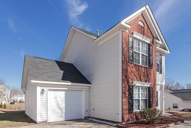 Building Photo - 6927 Ayrshire Glen Pl