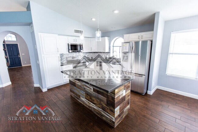 Building Photo - 19025 N 36th Way