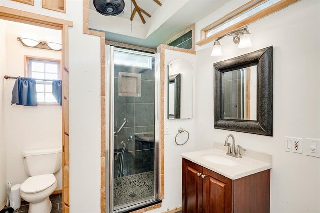 Building Photo - 2713 Sweeney Ln