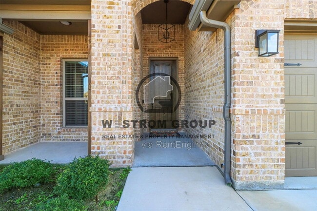 Building Photo - 624 Ethan Dr