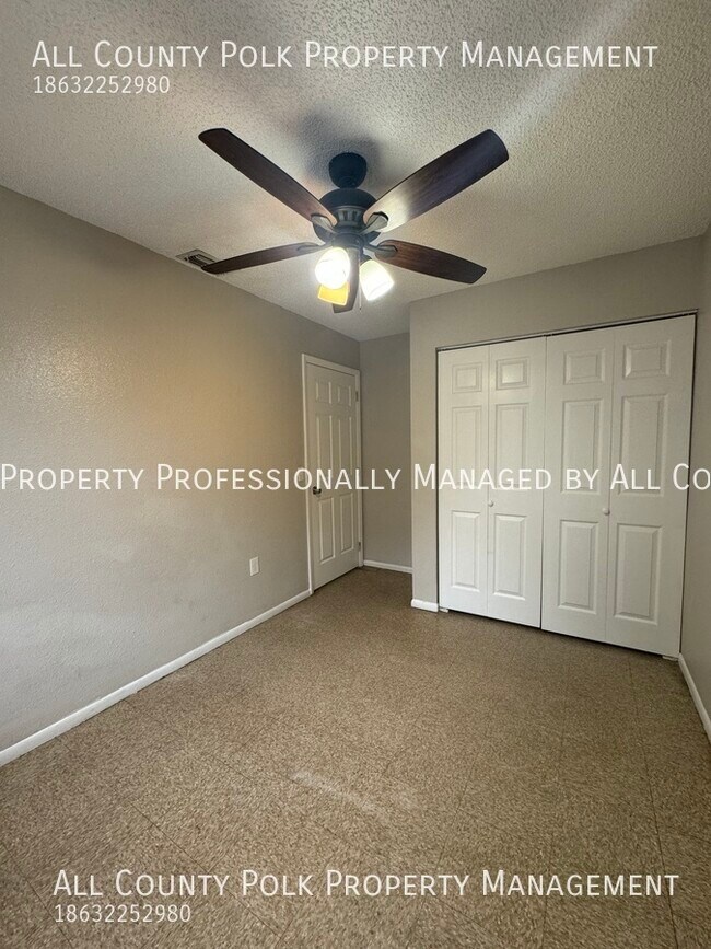 Building Photo - Spacious & Affordable! Lakeland 2 Bedroom ...