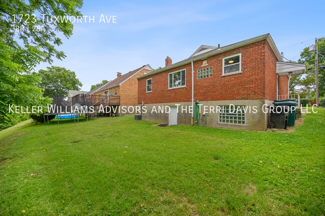 Building Photo - 1723 Tuxworth Ave