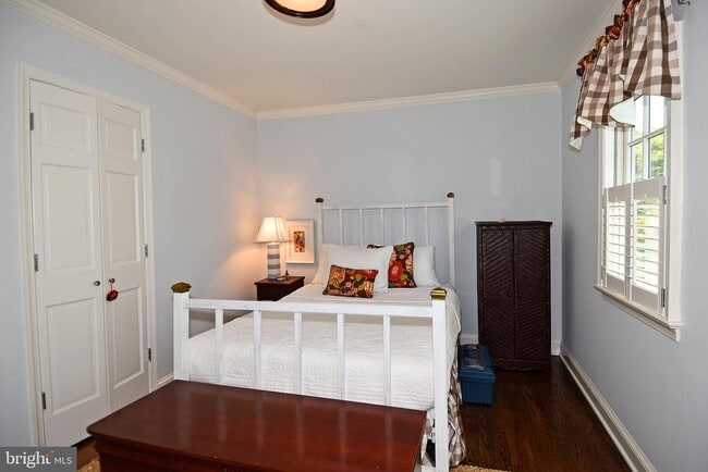 Building Photo - 4729 16th Rd N