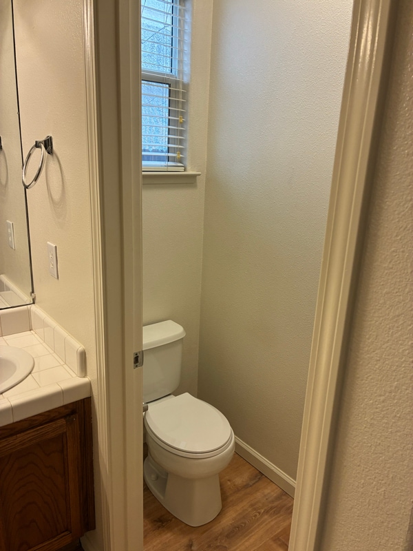 Building Photo - 2555 E Houston Ave