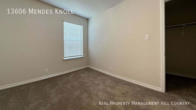 Building Photo - 13606 Mendes Knl