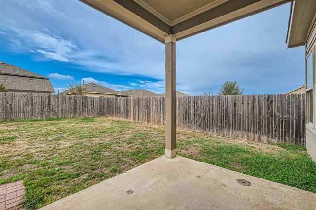 Building Photo - Comfortable & Functional One-Story Living with Bright Open Layout and Spacious Bedrooms