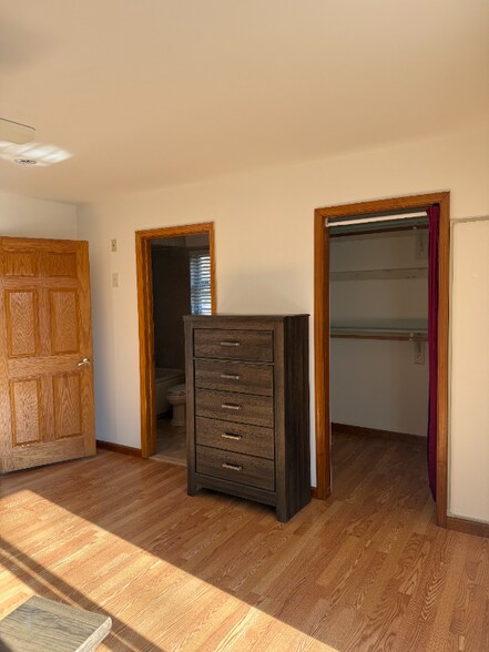 Building Photo - 147 Liberty Ave