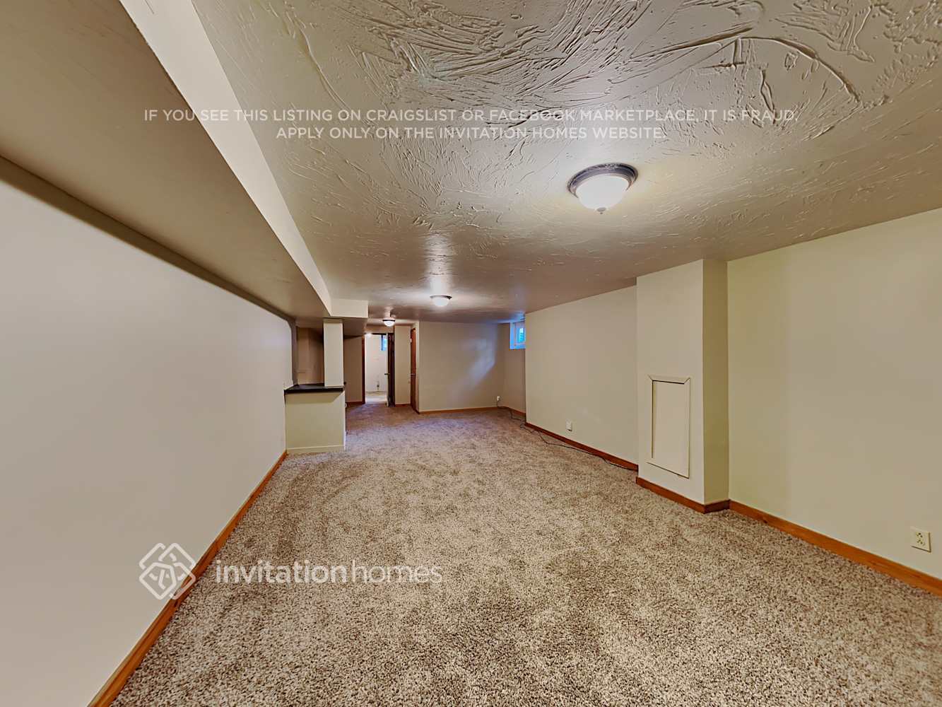 Building Photo - 17477 Java Ct N