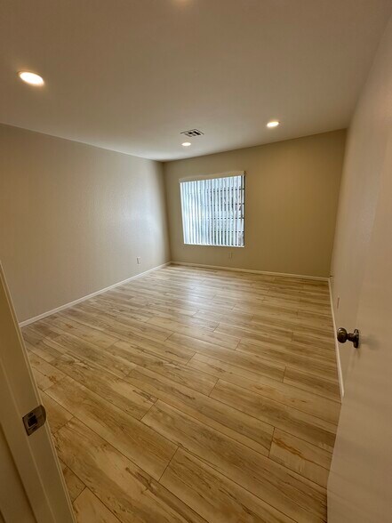 Building Photo - 13322 Caminito Ciera