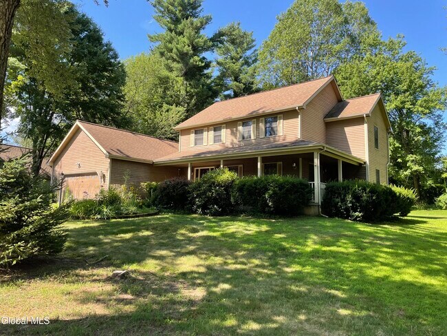 Building Photo - 8 Timberwick Dr