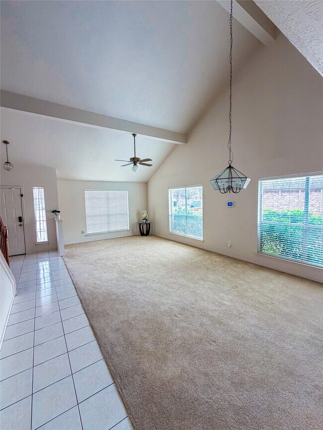 Building Photo - 13422 Blackbird Dr