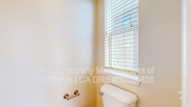 Building Photo - 950 Campoy St