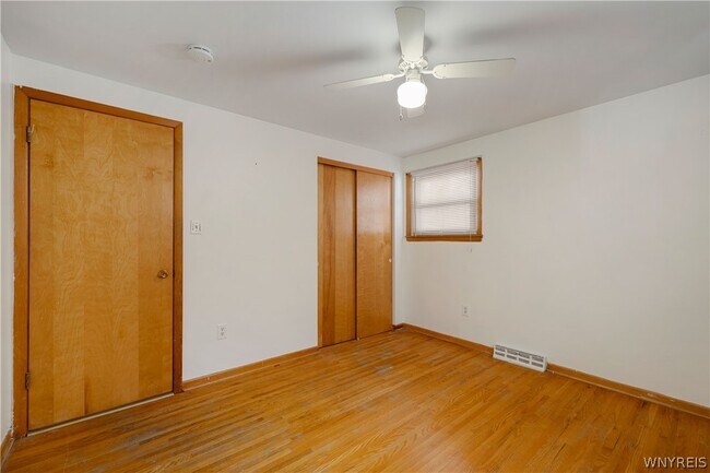 Building Photo - 97 Mitchell Dr