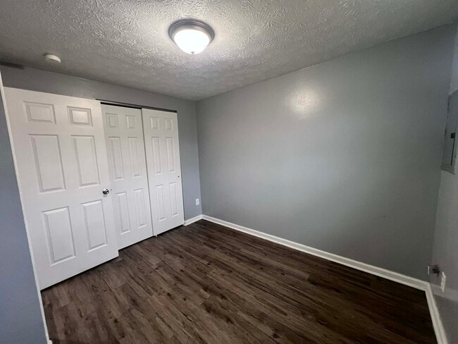 Building Photo - 1110 Leota Dr