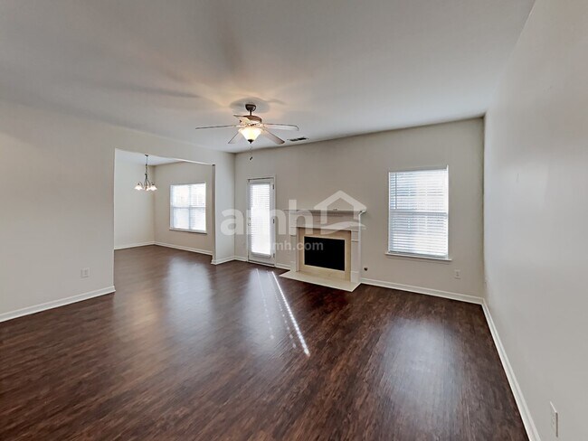 Building Photo - 4158 Elderberry Dr