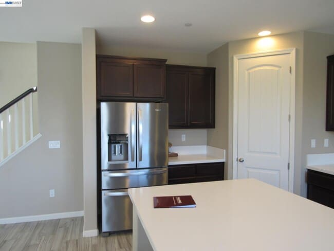 Building Photo - 607 Guild Rd