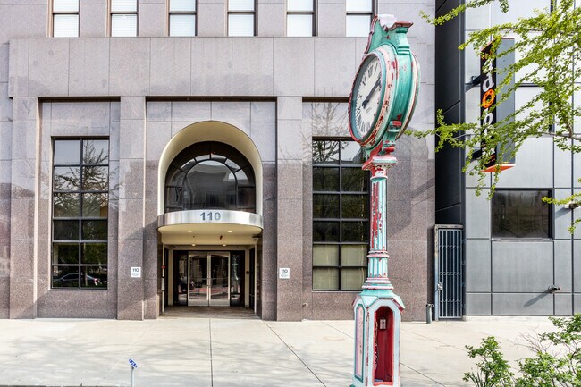 Building Photo - 110 E Washington St