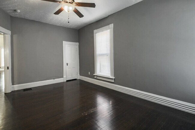 Building Photo - 226-228-228 Wilber Ave