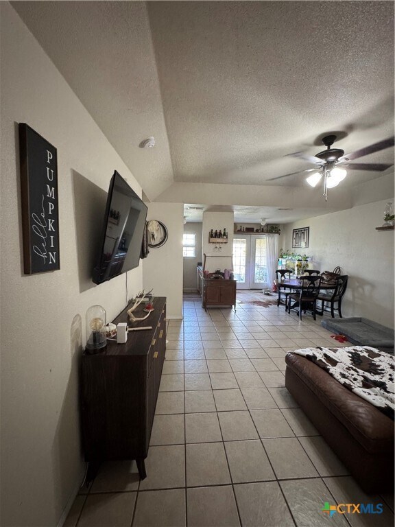 Building Photo - 315 S Water Ln