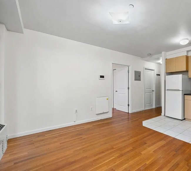 Building Photo - 144-38-138 35th Ave