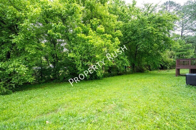 Building Photo - 7736 Holiday Hills Cir