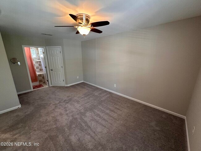 Building Photo - 310 7th St