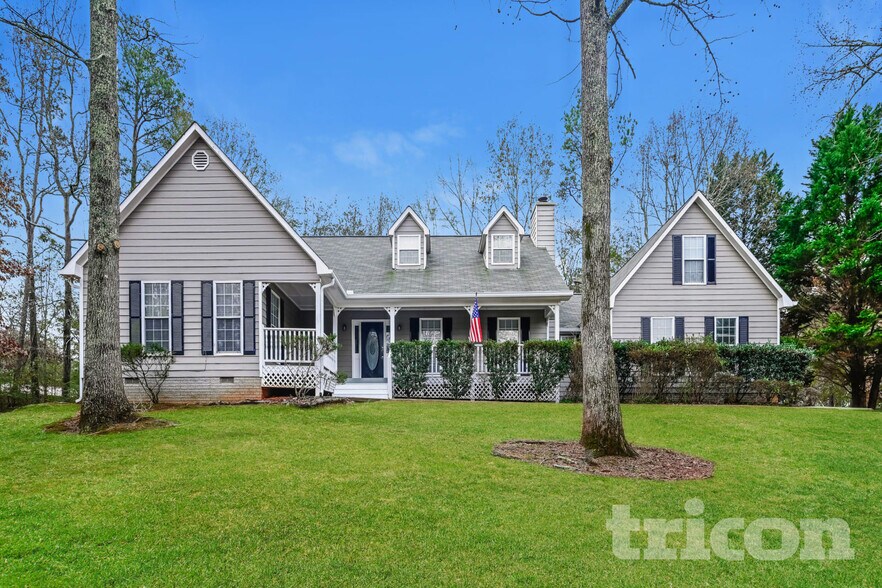 Primary Photo - 416 Kelleytown Woods Pkwy