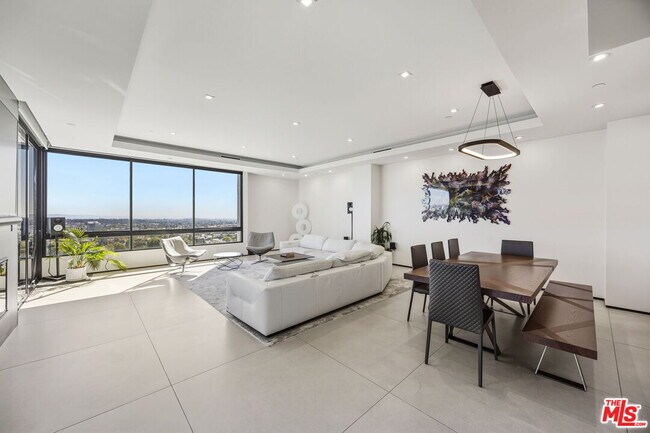 Building Photo - 10350 Wilshire Blvd