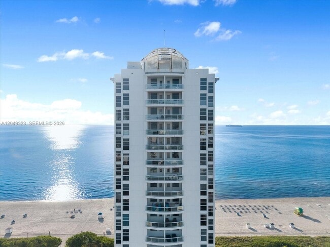 Building Photo - 4201 Collins Ave