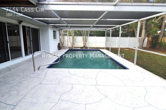 Building Photo - 7464 Cass Cir