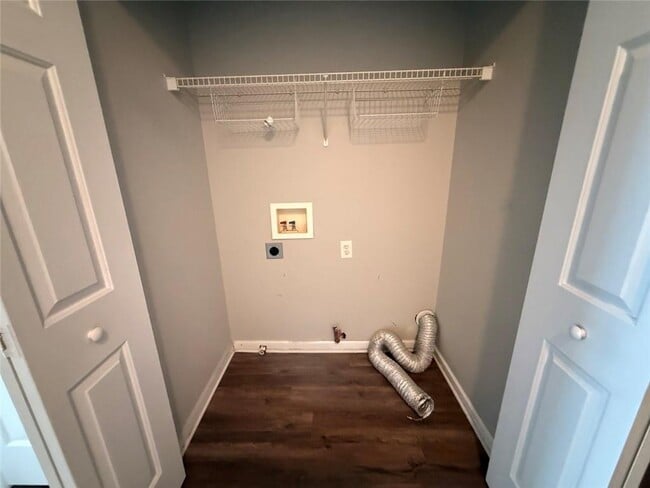 Building Photo - 4645 Valais Ct